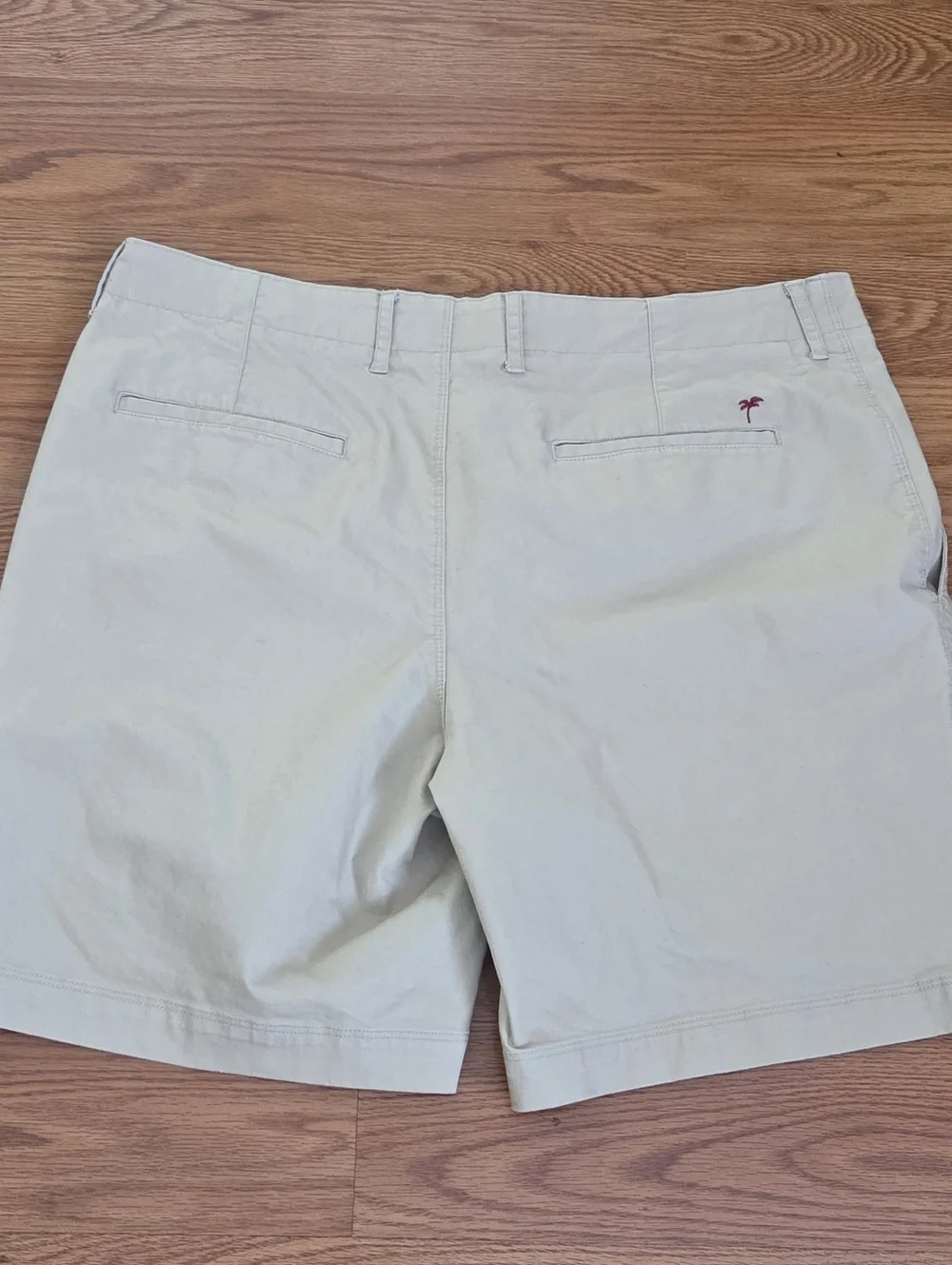 Kahala Men's Hawaiian Shorts Size 33 Beige Hiking Chino Pleated Beach 8in Inseam